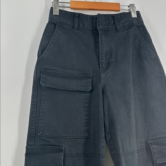 Aritzia TNA the workwear Cargo pant relaxed lounge wear luxury sz 4 - Picture 6 of 9